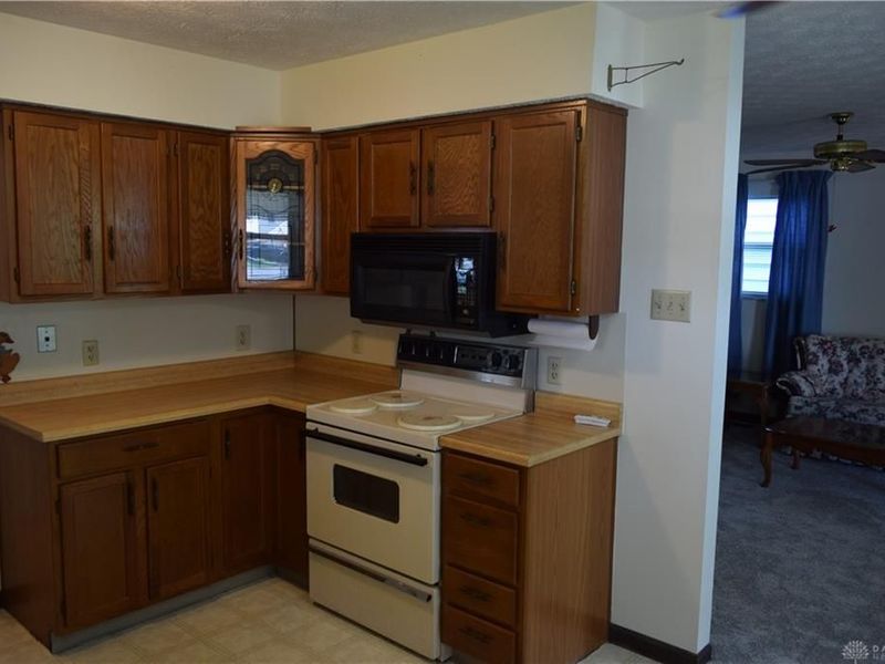 2714 Calvin Avenue, Harrison Township, OH 45414 Photo 11