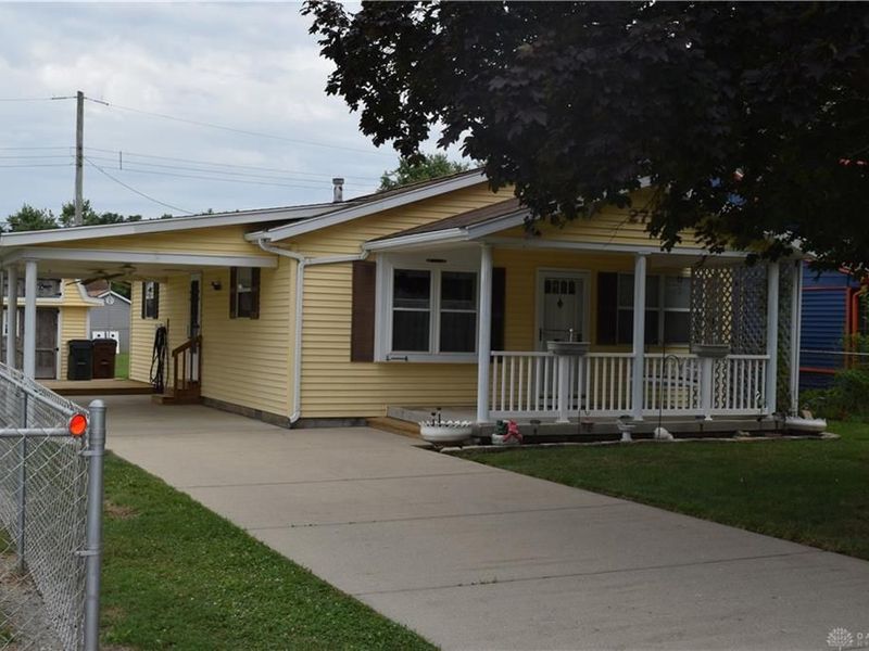 2714 Calvin Avenue, Harrison Township, OH 45414 Photo 3