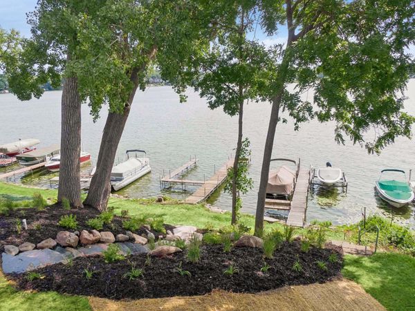 1728 Finch Lane, Mound, MN 55364