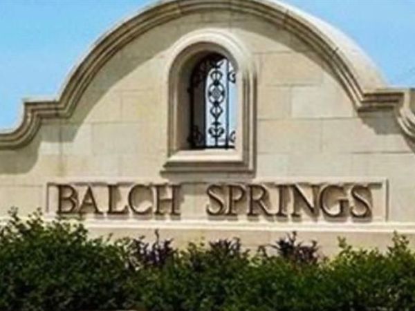 3016 DEEPWELL Road , Balch Springs, TX 75180