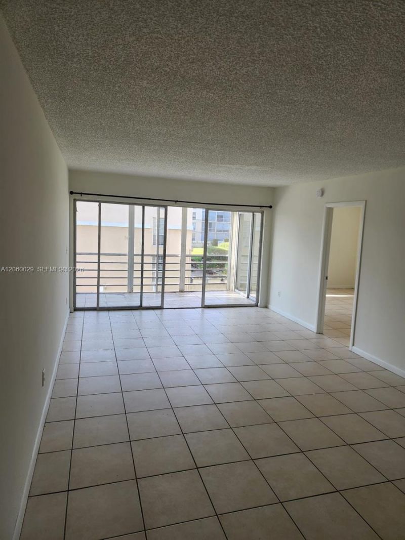 7981 S French Dr, Unit 2-202, Pembroke Pines, FL 33024 Photo
