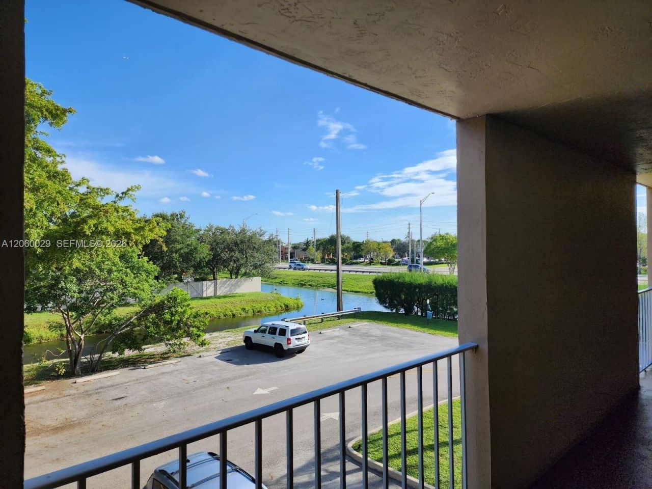 7981 S French Dr, Unit 2-202, Pembroke Pines, FL 33024 Photo