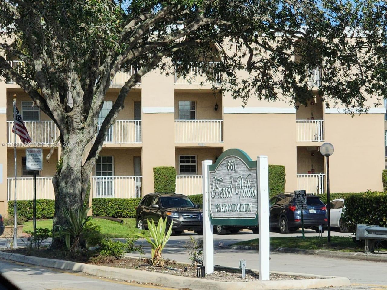 7981 S French Dr, Unit 2-202, Pembroke Pines, FL 33024 Photo