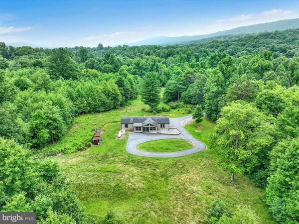 2320 FISHING CREEK VALLEY ROAD, HARRISBURG, PA 17112