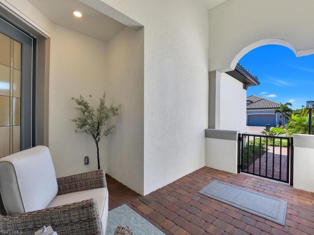 11694 Canal Grande Dr , Fort Myers, FL 33913 Photo
