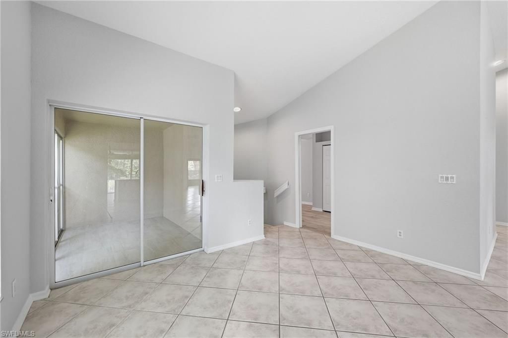 5350 Andover Dr, Unit 202, Naples, FL 34110 Photo