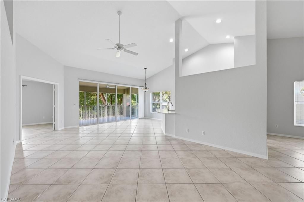 5350 Andover Dr, Unit 202, Naples, FL 34110 Photo