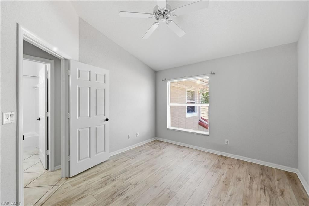 5350 Andover Dr, Unit 202, Naples, FL 34110 Photo