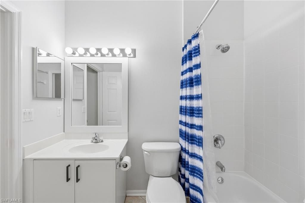 5350 Andover Dr, Unit 202, Naples, FL 34110 Photo
