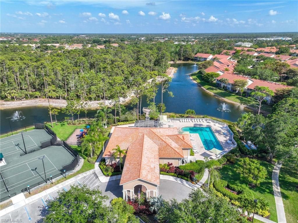 5350 Andover Dr, Unit 202, Naples, FL 34110 Photo