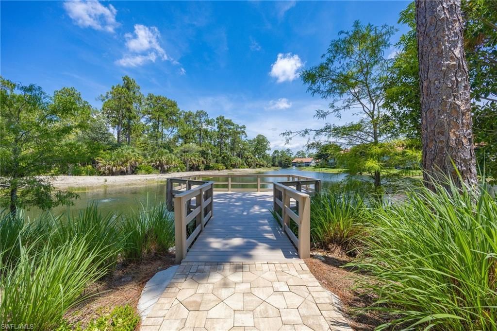 5350 Andover Dr, Unit 202, Naples, FL 34110 Photo