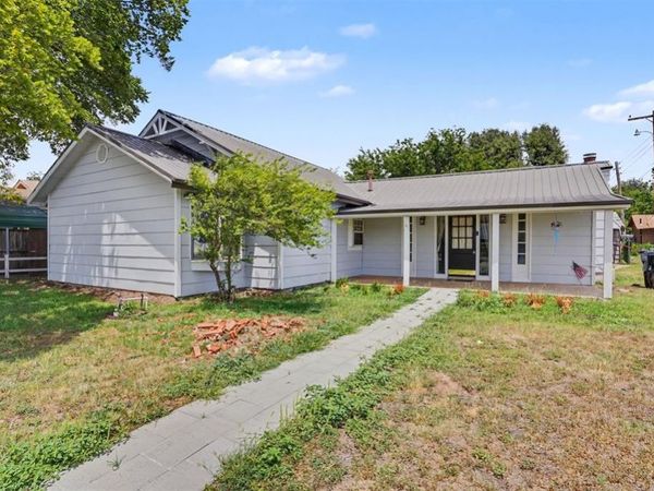 110 W Davis Street, Tipton, OK 73570