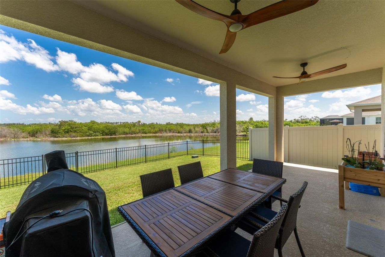 3719 Lively Coral Place, Bradenton, FL 34208 Photo