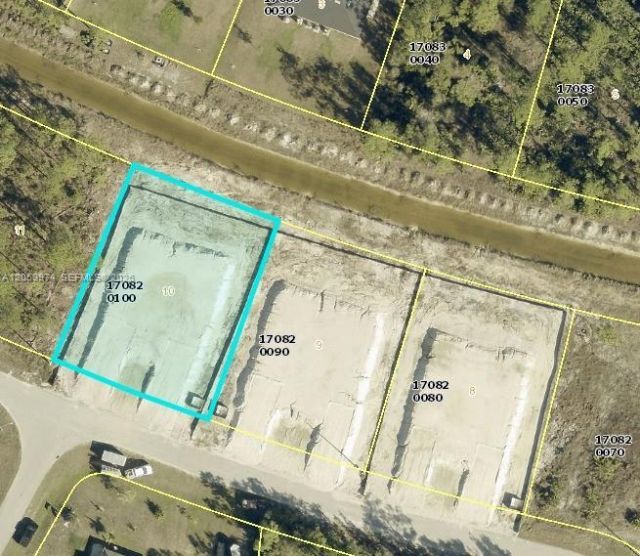 1946 Victor Ln , Lehigh Acres, FL 33972 Photo