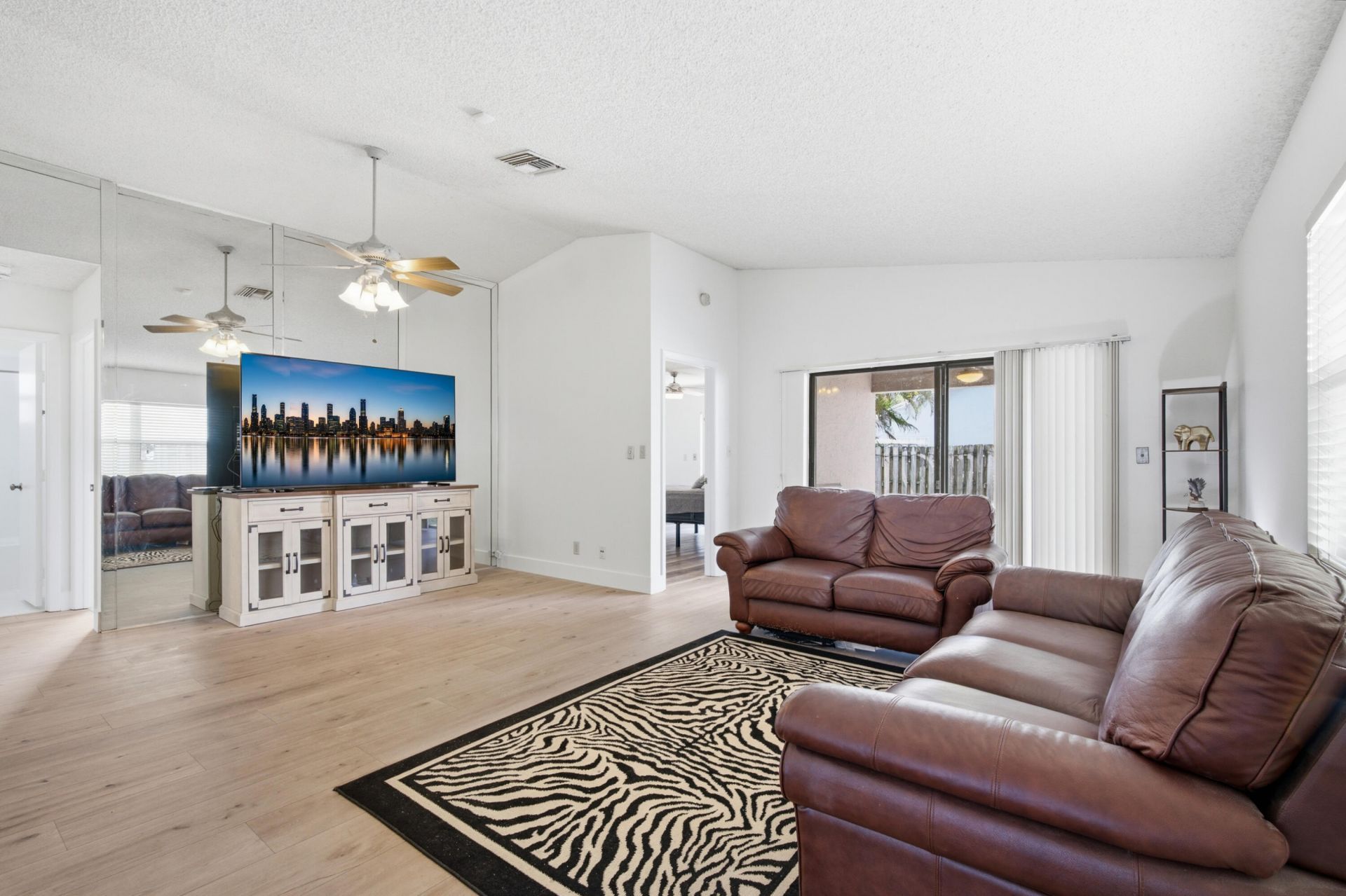 8300 SW 41st Street, Davie, FL 33328 Photo