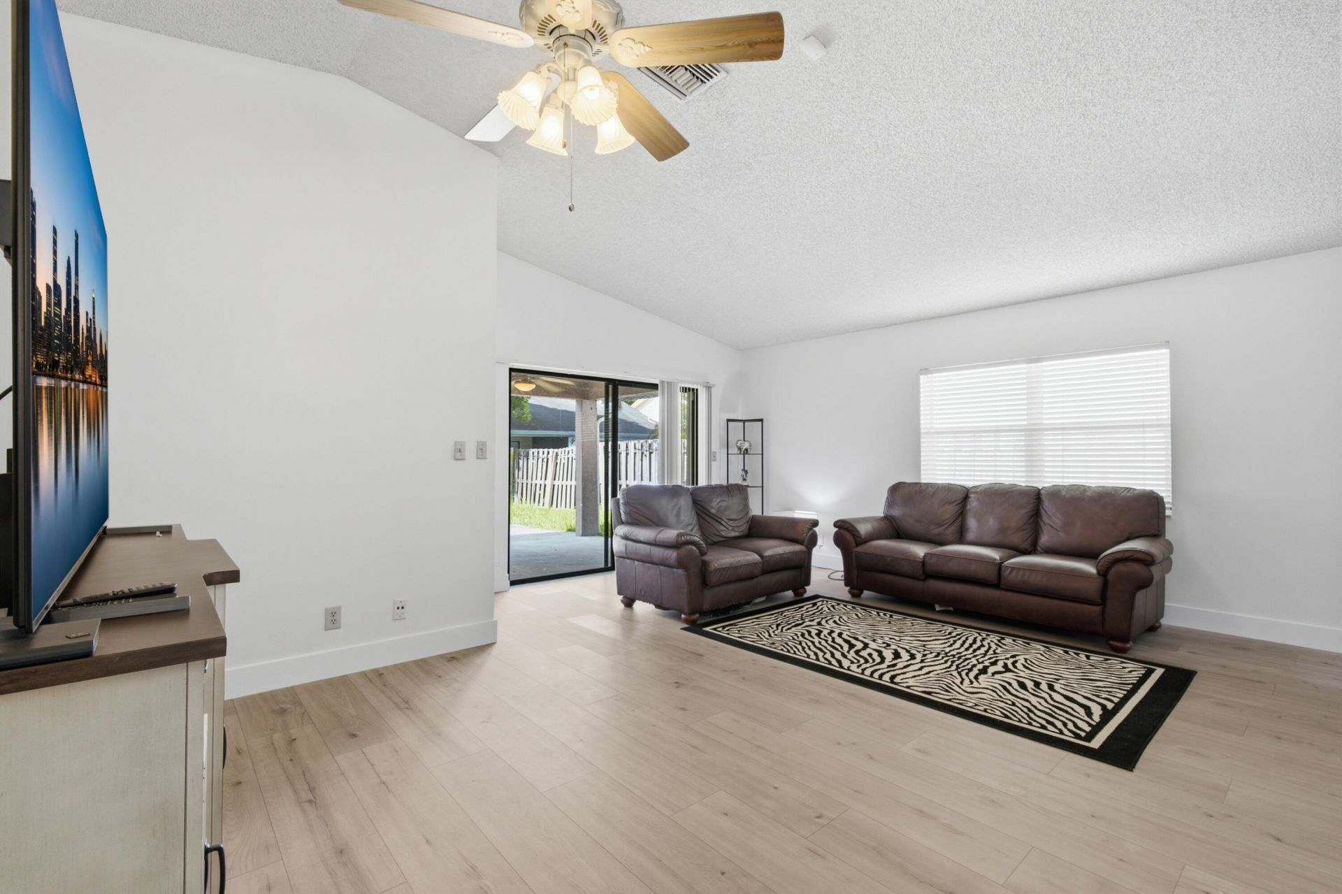 8300 SW 41st Street, Davie, FL 33328 Photo