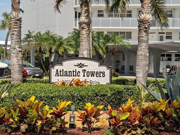 1920 S OCEAN Drive, Unit 304, Fort Lauderdale, FL 33316