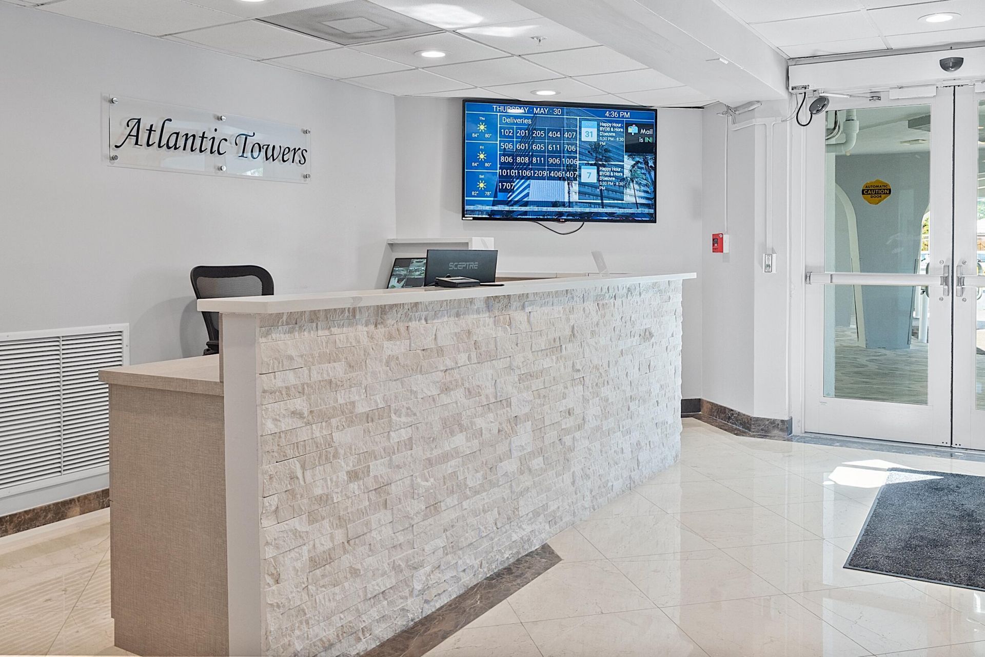 1920 S Ocean Drive, Unit 304, Fort Lauderdale, FL 33316 Photo