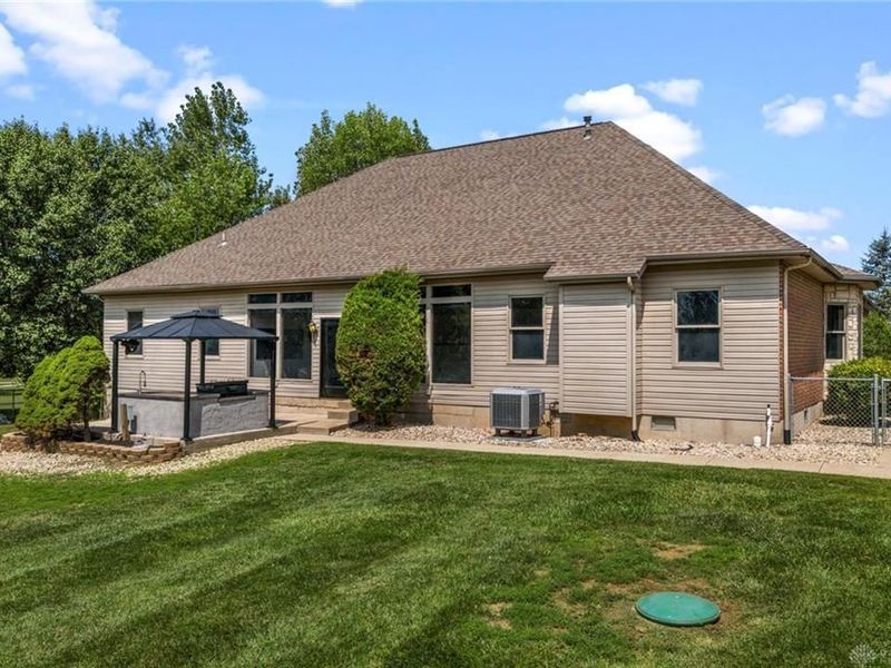 837 Leslie Drive, Wilmington, OH 45177 Photo 7
