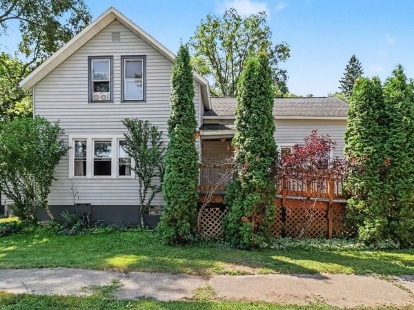 263 10th Street, Manistee, MI 49660