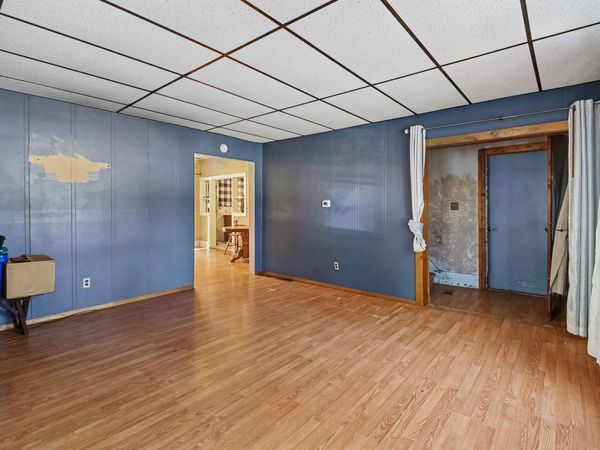 263 10th Street, Manistee, MI 49660