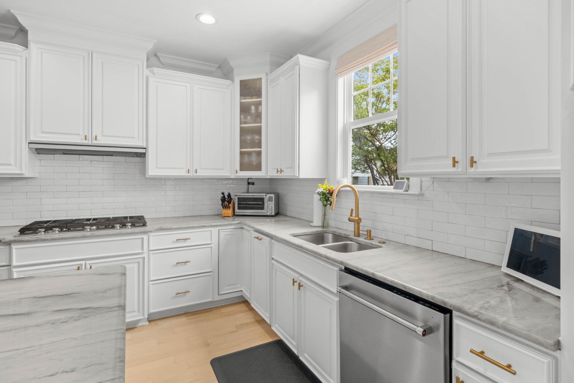 1409 Hooper Street Photo 15