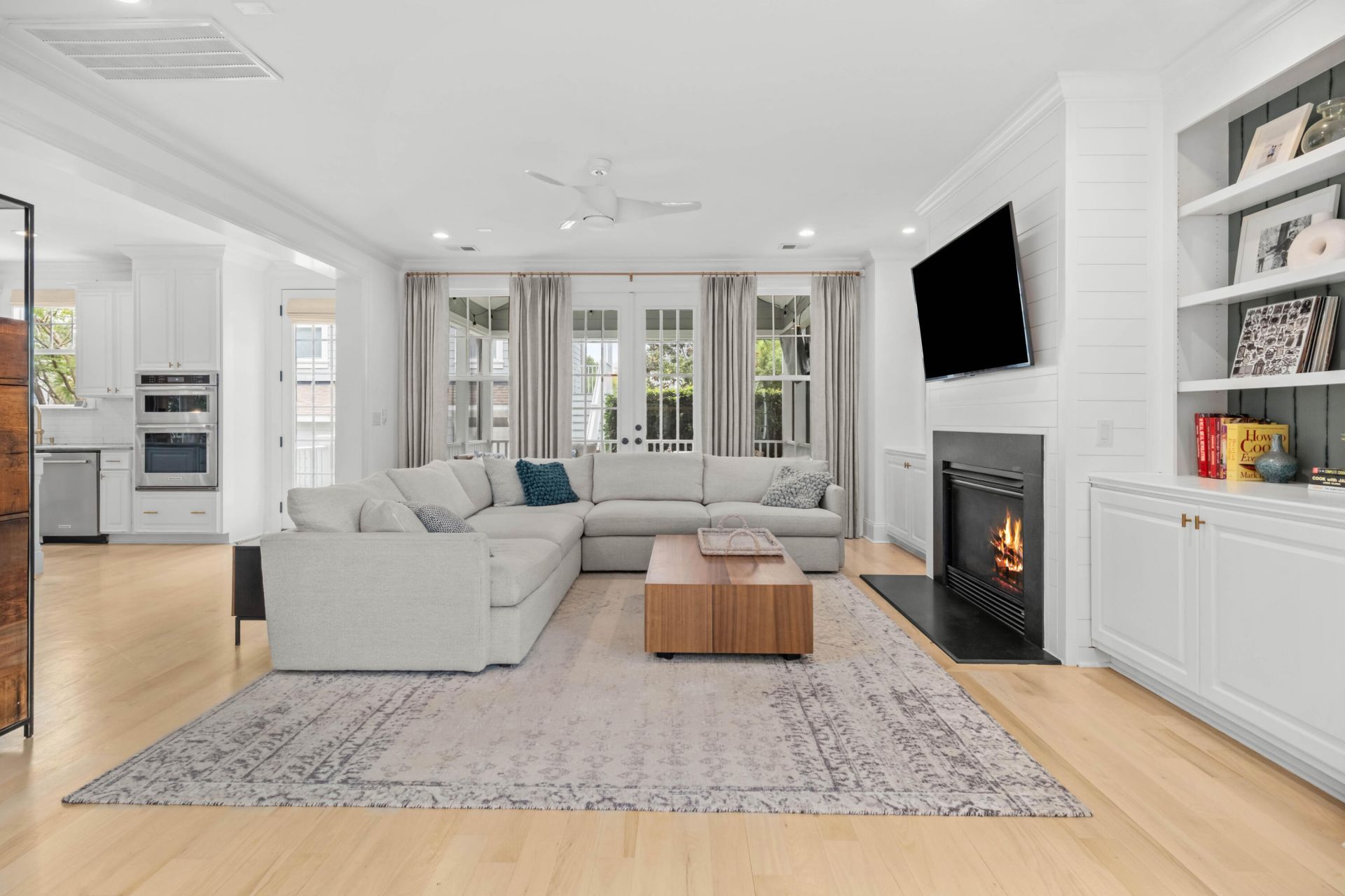1409 Hooper Street Photo 7
