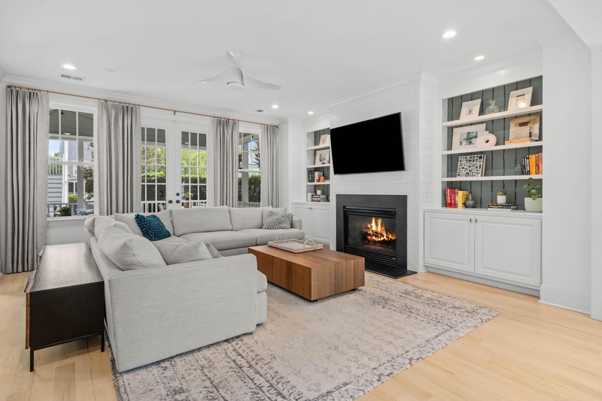 1409 Hooper Street Photo 9