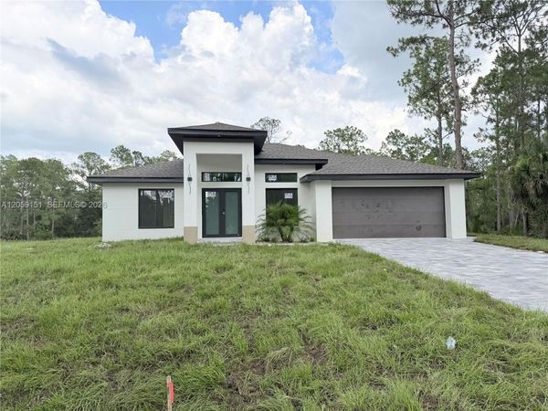 1216 James Ave , Lehigh Acres, FL 33972