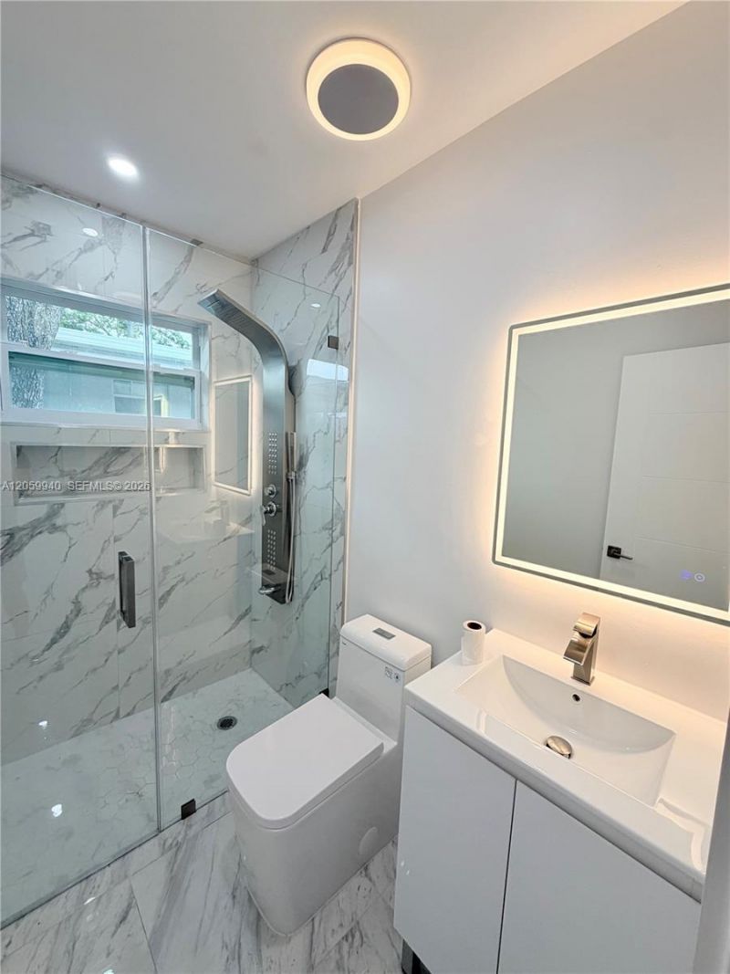 3392 NW 50th St , Unit 3392, Miami, FL 33142 Photo