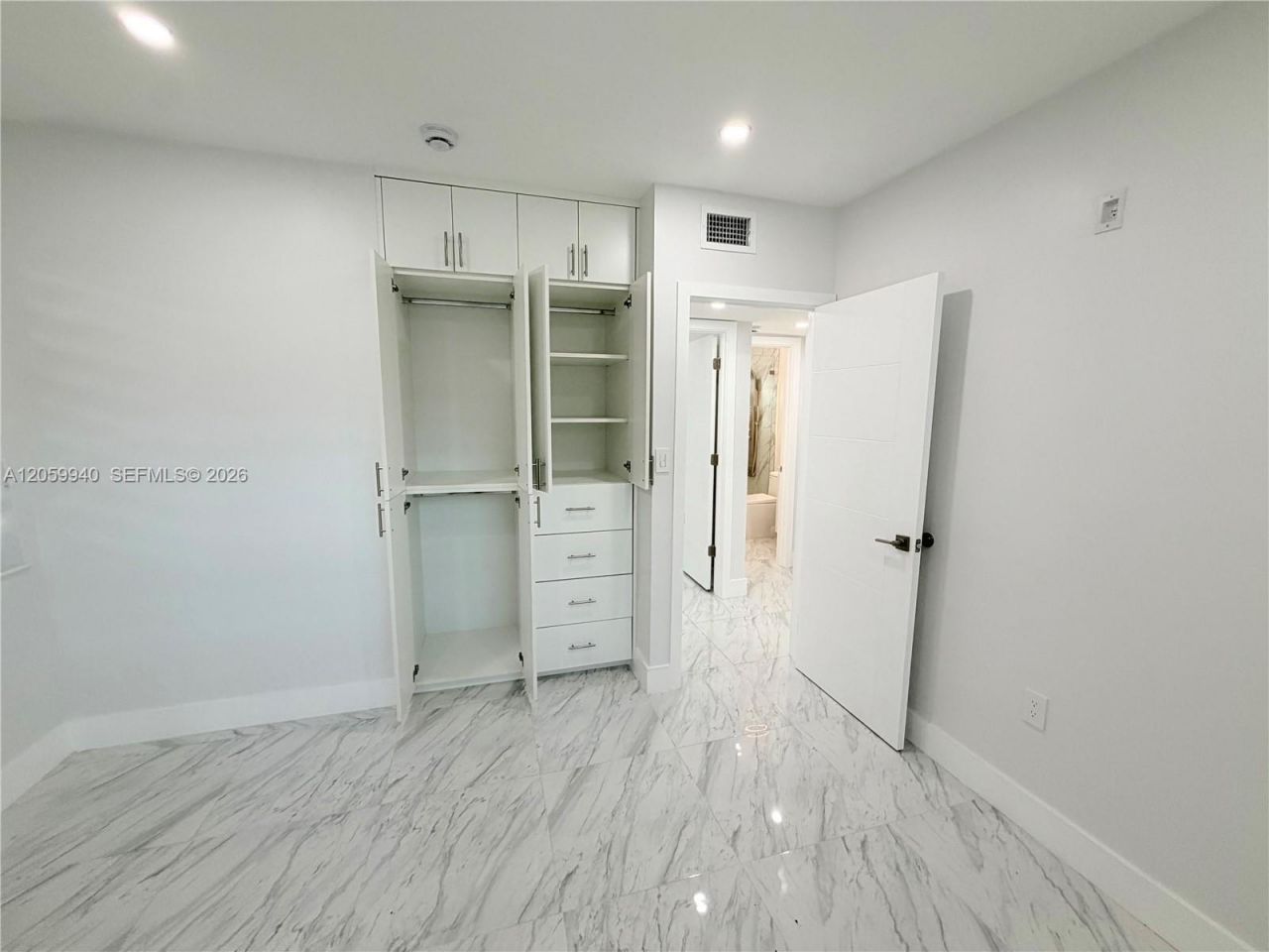 3392 NW 50th St , Unit 3392, Miami, FL 33142 Photo