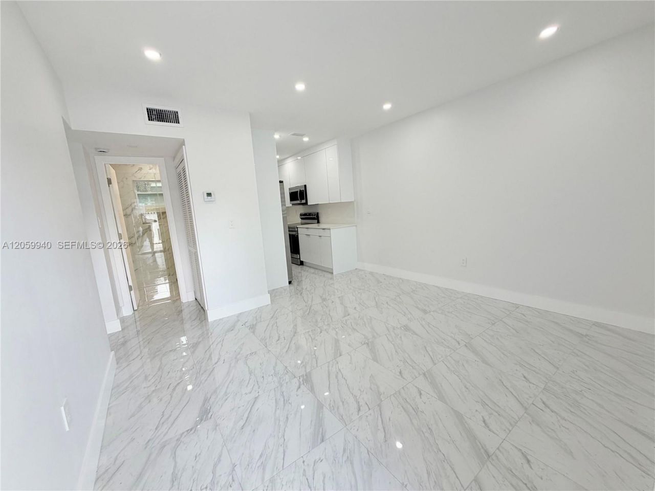 3392 NW 50th St , Unit 3392, Miami, FL 33142 Photo