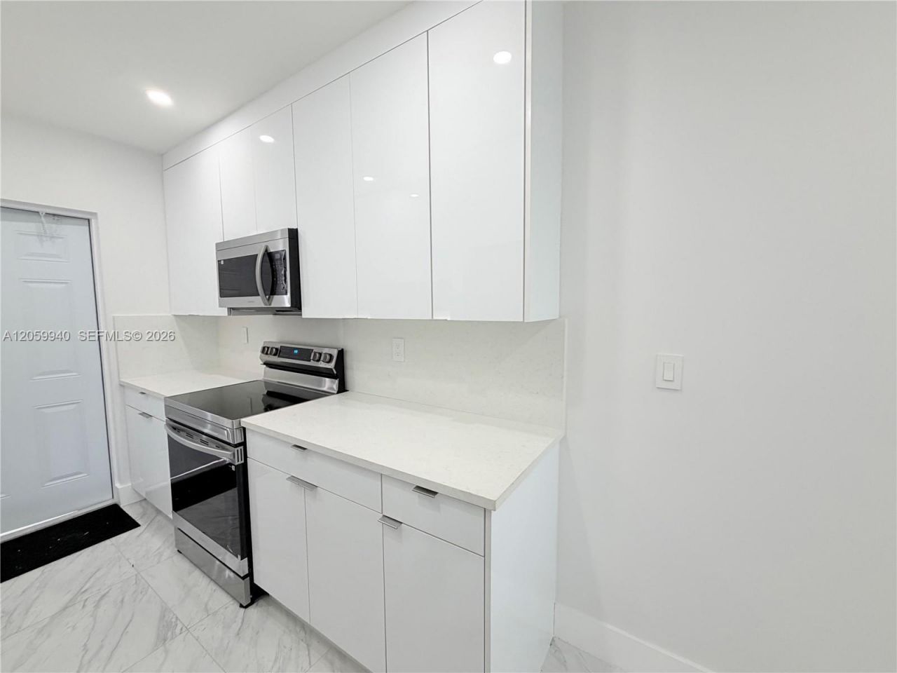 3392 NW 50th St , Unit 3392, Miami, FL 33142 Photo