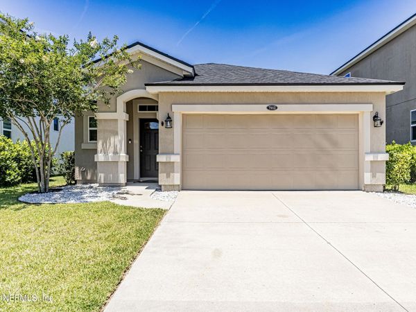 7112 EMSLEY Circle, Jacksonville, FL 32258