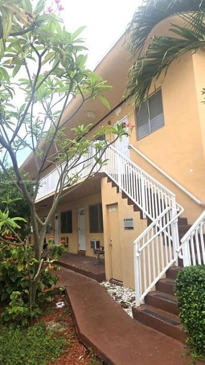 7720 Harding Ave, Unit 9, Miami Beach, FL 33141 Photo