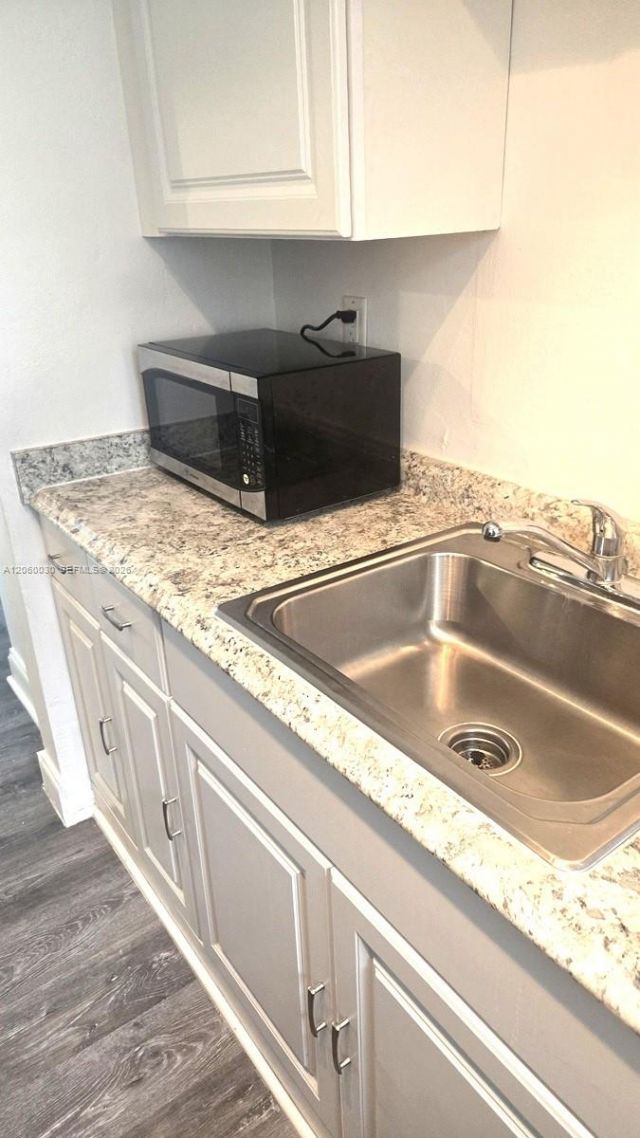 7720 Harding Ave, Unit 9, Miami Beach, FL 33141 Photo