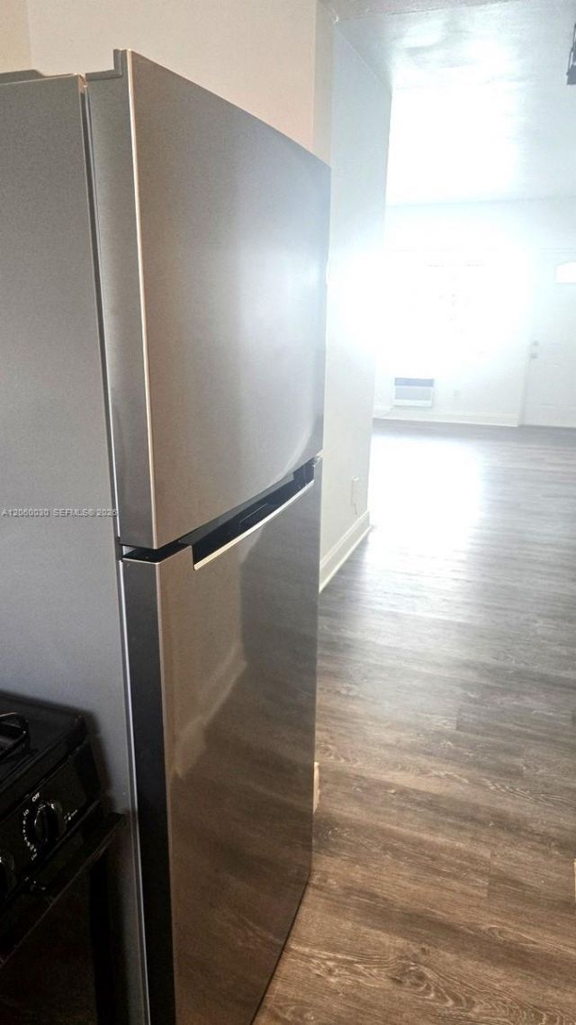 7720 Harding Ave, Unit 9, Miami Beach, FL 33141 Photo