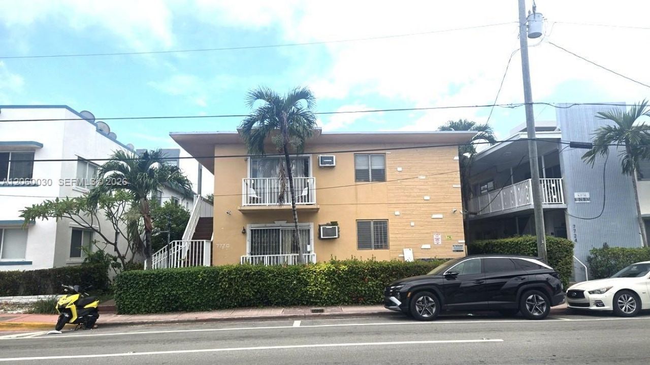 7720 Harding Ave, Unit 9, Miami Beach, FL 33141 Photo
