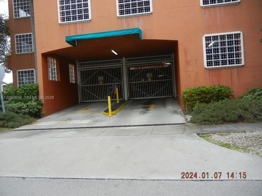 215 SW 42nd Ave, Unit 1007, Miami, FL 33134 Photo