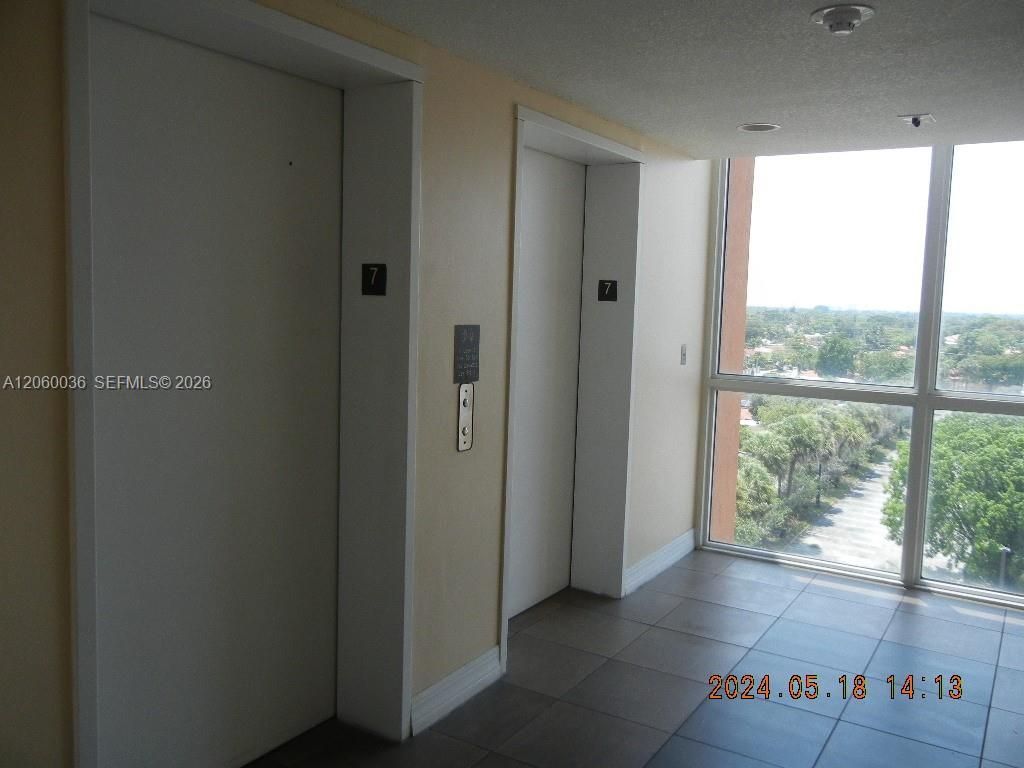 215 SW 42nd Ave, Unit 1007, Miami, FL 33134 Photo