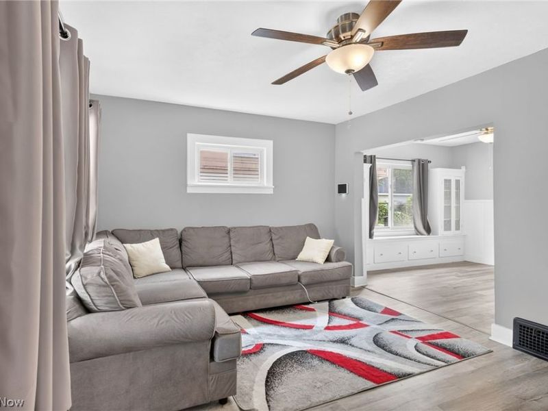 3554 W 129th Street , Cleveland, OH 44111 Photo 5