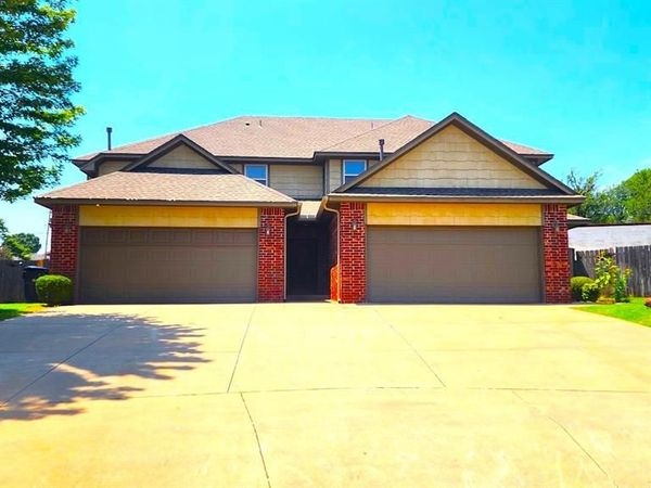 13705 Oxford Drive, Unit 13705/1370, Edmond, OK 73013