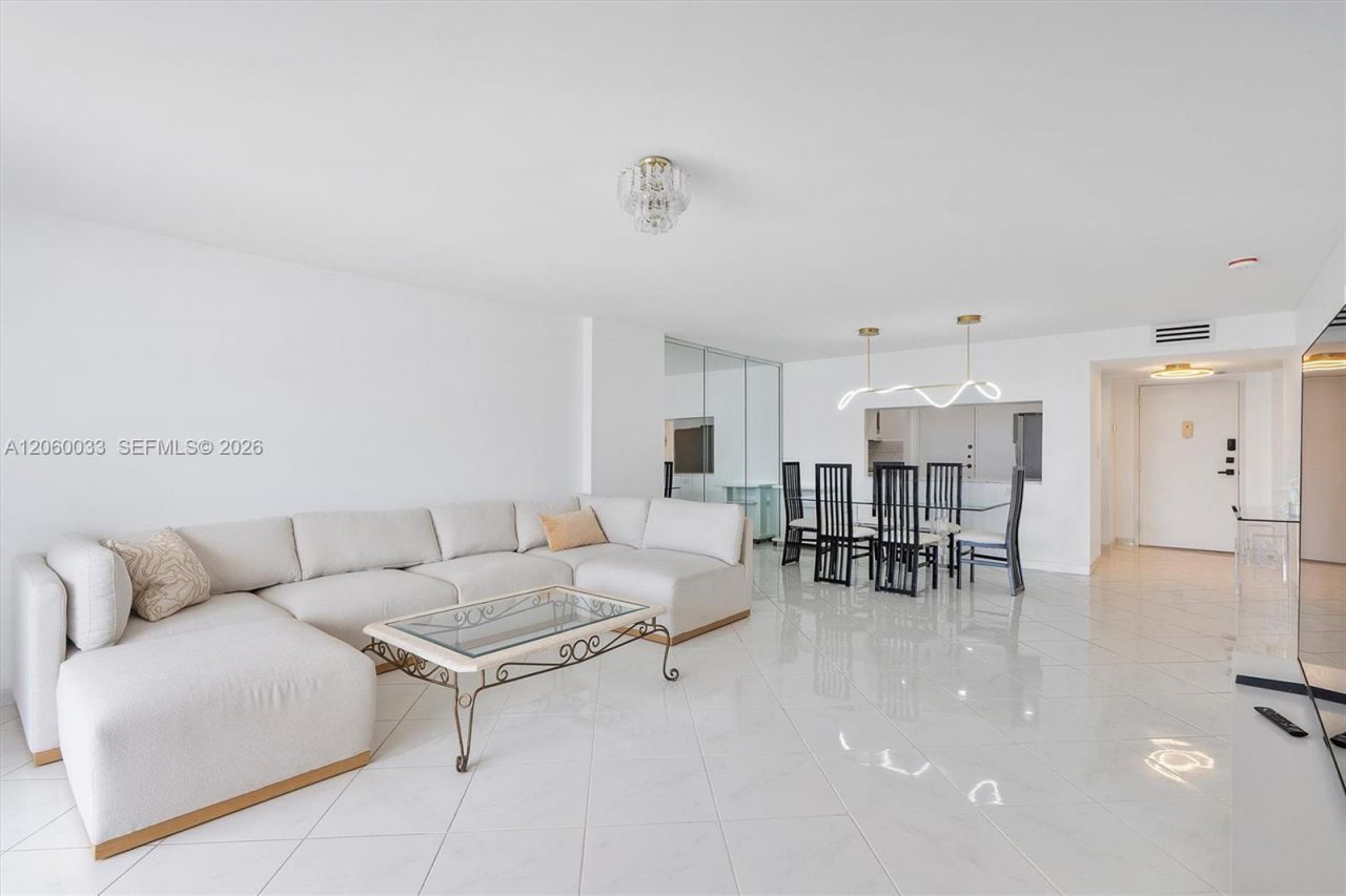 1865 S Ocean Dr, Unit 11J, Hallandale Beach, FL 33009 Photo