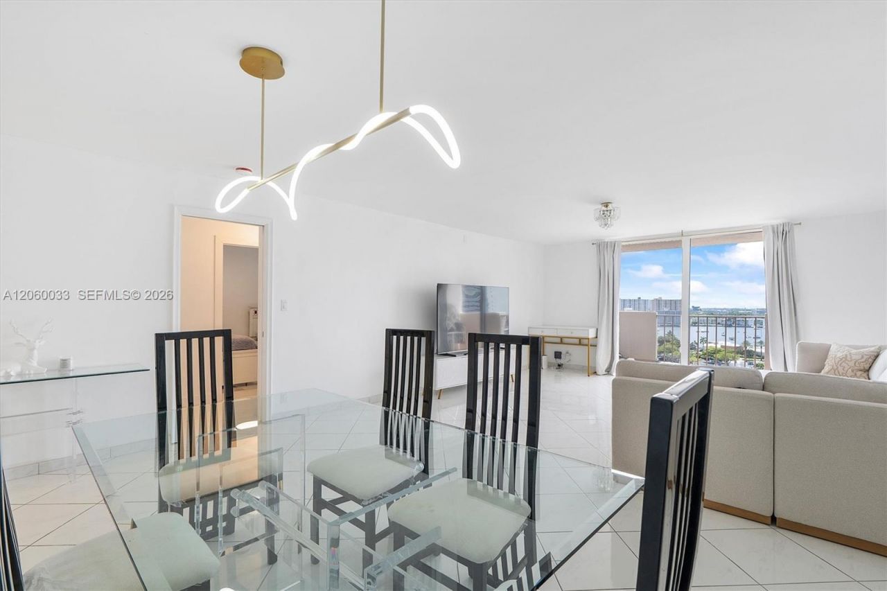 1865 S Ocean Dr, Unit 11J, Hallandale Beach, FL 33009 Photo