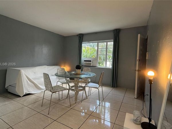 650 84th St, Unit 35, Miami Beach, FL 33141