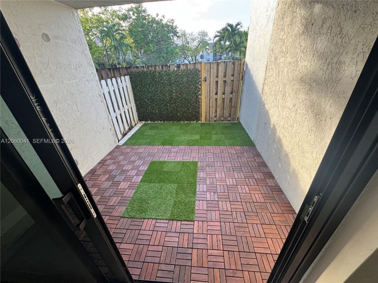 9405 Fontainebleau Blvd, Unit 113-22, Miami, FL 33172 Photo