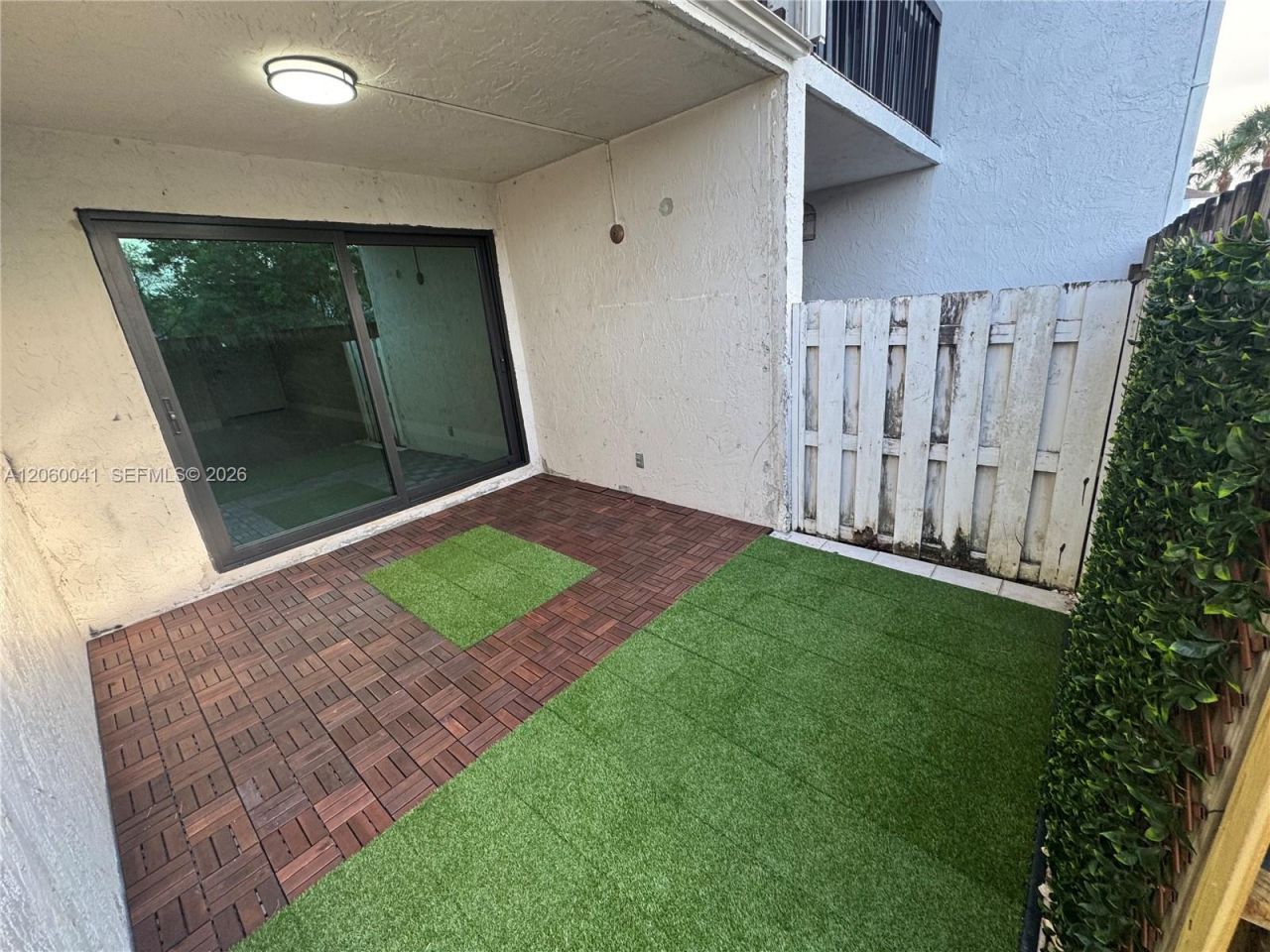 9405 Fontainebleau Blvd, Unit 113-22, Miami, FL 33172 Photo