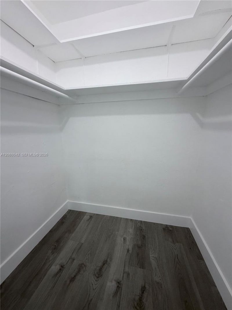 316 Surfside Blvd, Unit 1, Surfside, FL 33154 Photo