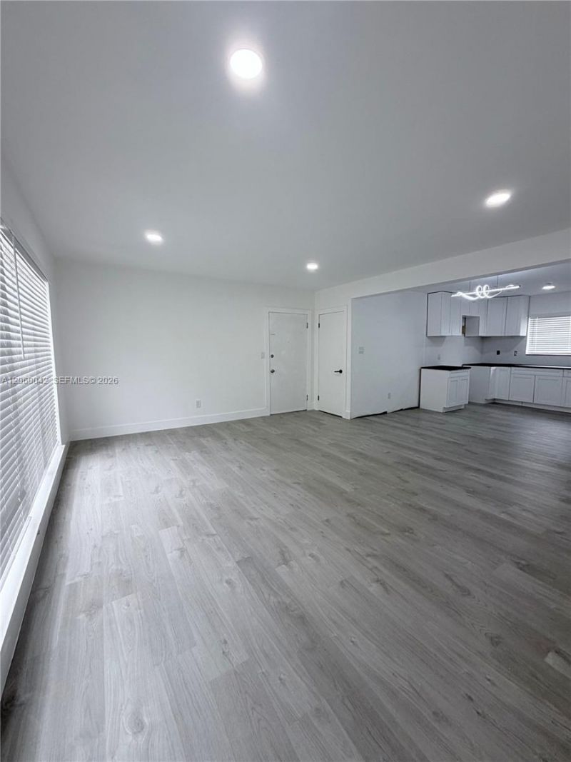 316 Surfside Blvd, Unit 1, Surfside, FL 33154 Photo