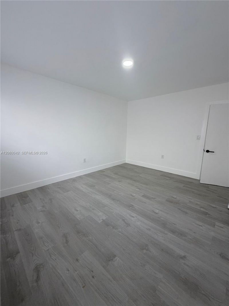 316 Surfside Blvd, Unit 1, Surfside, FL 33154 Photo